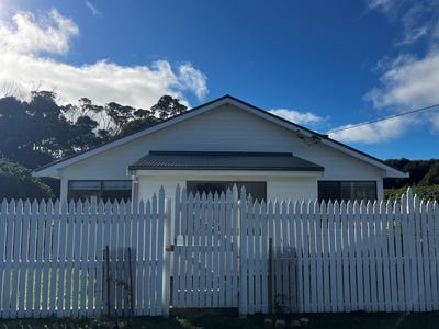 /international/au/10-fern-tree-drive-grassy-tas-151379928/