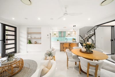 /international/au/15-lighthouse-circuit-birtinya-qld-151564840/