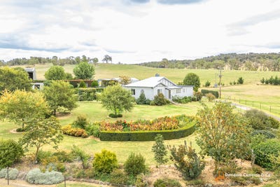 /international/au/-cantali-126-aberbaldie-road-walcha-nsw-700402244/