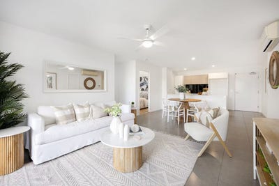 /international/au/4213-1-7-waterford-court-bundall-qld-151113284/