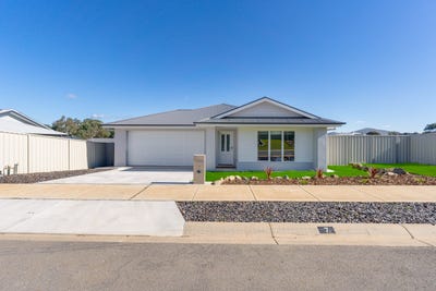 /international/au/7-brumby-court-thurgoona-nsw-151298848/