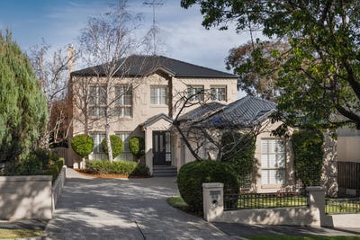 /international/au/68-st-helens-road-hawthorn-east-vic-148502444/