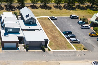 /international/au/10-ewart-lane-myrtleford-vic-204390152/