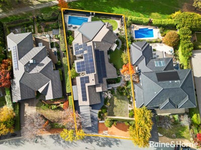 /international/au/19-lindwall-place-nicholls-act-151232424/