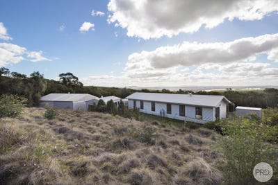 /international/au/70-haighs-lane-snake-valley-vic-151024968/