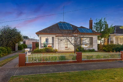 /international/au/705-la-trobe-street-redan-vic-152568972/