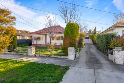 /international/au/33-grammar-street-wendouree-vic-148685156/?lang=en