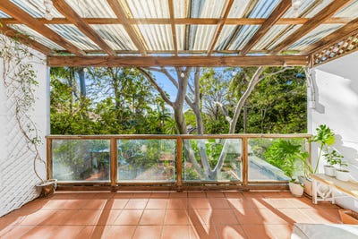 /international/au/1-65-francis-street-bondi-beach-nsw-148545908/