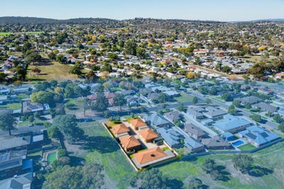 /international/au/4-22-dove-street-mount-austin-nsw-151105488/