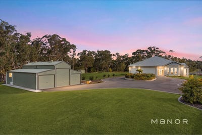 /international/au/1-yarrington-place-glenorie-nsw-151146436/