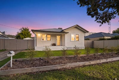 /international/au/763-centaur-road-hamilton-valley-nsw-151557640/