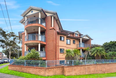 /international/au/35-12-14-clubb-crescent-miranda-nsw-152165600/