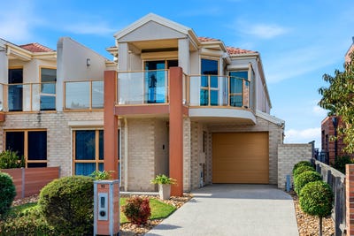 /international/au/10-parkside-crescent-seaholme-vic-151064292/