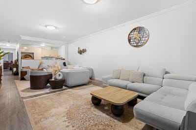 /international/au/53-1-russell-street-baulkham-hills-nsw-148619356/?lang=it