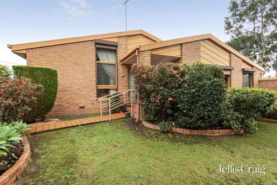 /international/au/2-goold-street-burwood-vic-151292688/