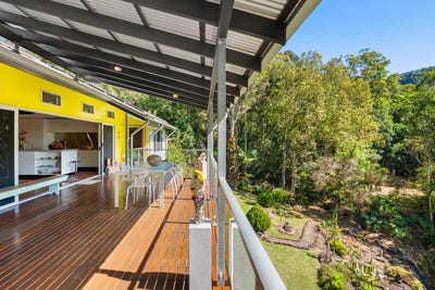 /international/au/181-kirbys-road-montville-qld-152347136/