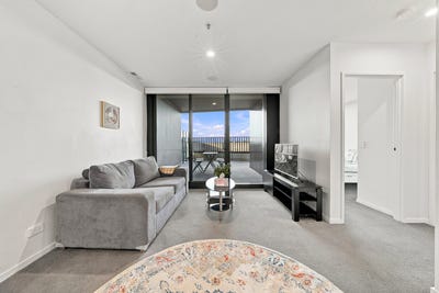 /international/au/110-6-grazier-lane-belconnen-act-152343120/
