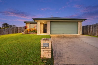 /international/au/16-wren-drive-kawungan-qld-151938812/