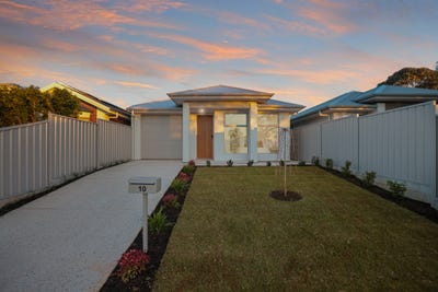 /international/au/10-russell-avenue-seacombe-gardens-sa-148537956/?lang=en