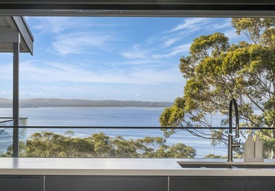/international/au/10-wallawa-road-nelson-bay-nsw-148013304/