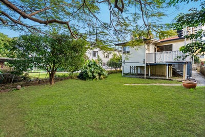 /international/au/8-flower-street-woolloongabba-qld-148655952/?lang=pt