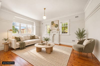 /international/au/1-42-boronia-street-kensington-nsw-152618120/