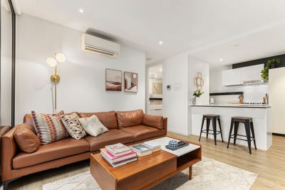 /international/au/215-40-44-pakington-street-st-kilda-vic-151381384/