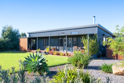 /international/au/3-walilya-way-witchcliffe-wa-151251128/