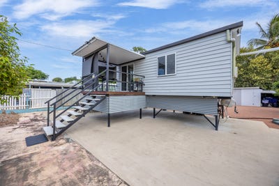 /international/au/48-batley-parade-beach-holm-qld-151150500/