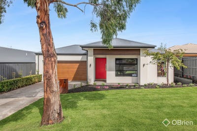 /international/au/31-one-chain-road-somerville-vic-150537428/