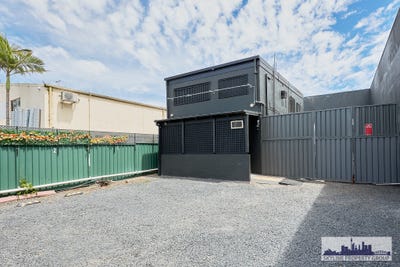 /international/au/29-wollong-street-gosford-nsw-505157804/