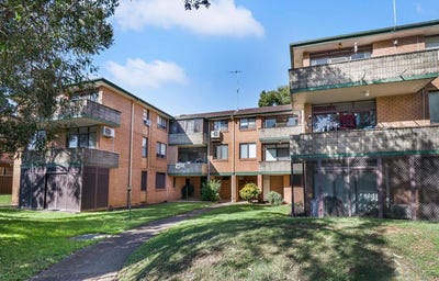 /international/au/12-16-20-sainsbury-street-st-marys-nsw-151640828/