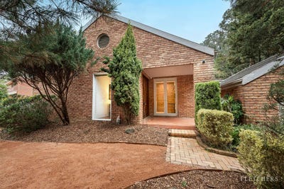/international/au/16-era-court-donvale-vic-151330564/