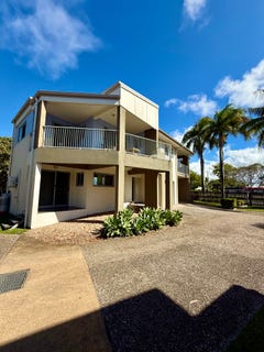 /international/au/10-32-bassett-street-north-mackay-qld-151326396/