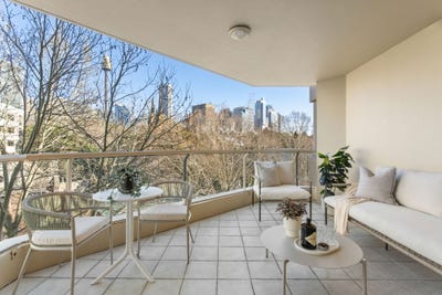 /international/au/402-63-crown-street-woolloomooloo-nsw-148554088/