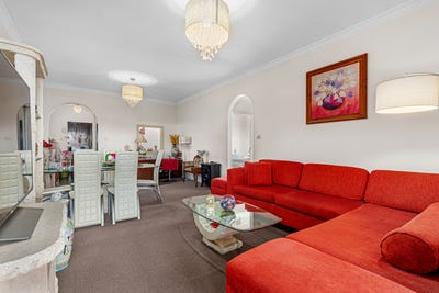 /international/au/10-8-bellevue-parade-hurstville-nsw-152273616/