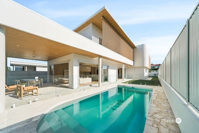 /international/au/94-greens-road-coorparoo-qld-150769652/