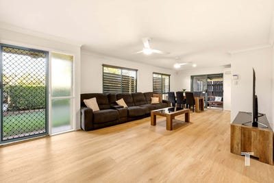 /international/au/1-61-pear-street-greenslopes-qld-151583580/