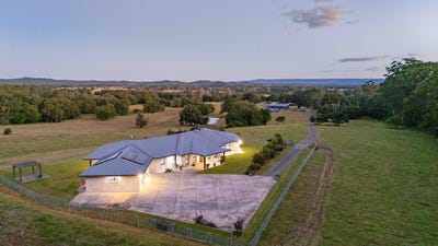 /international/au/wingara-81-heath-road-stanmore-qld-152457792/
