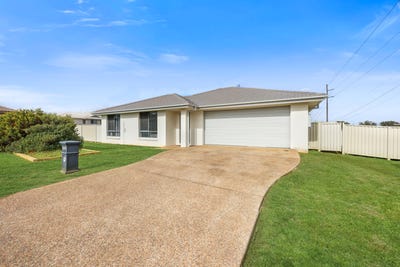 /international/au/1-32-tulipwood-crescent-tamworth-nsw-148571928/