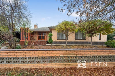 /international/au/68-cunneen-street-long-gully-vic-148313400/