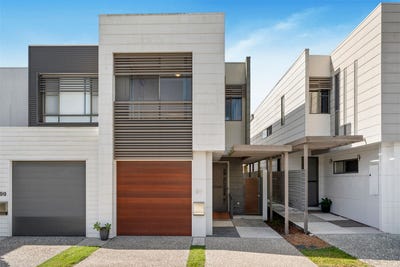 /international/au/97-2-the-gardenway-robina-qld-151018548/