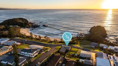 /international/au/35-matthew-street-scotts-head-nsw-151559544/