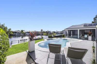 /international/au/112-sunbird-chase-parrearra-qld-148342000/