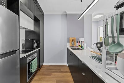 /international/au/201-59-latham-street-chermside-qld-150782512/