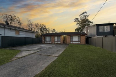 /international/au/189-geoffrey-road-chittaway-point-nsw-148484392/