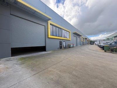 /international/au/unit-9-23-25-bluett-drive-smeaton-grange-nsw-505095072/
