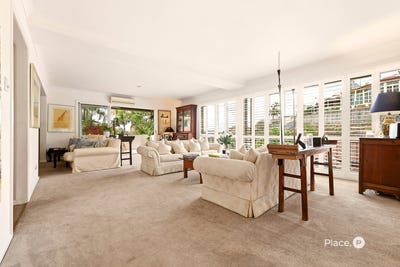 /international/au/5-21-arran-avenue-hamilton-qld-151189896/
