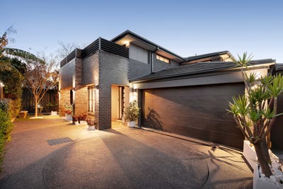 /international/au/430-st-kilda-street-brighton-vic-152572132/