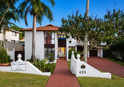 /international/au/425-kessels-road-robertson-qld-151318588/